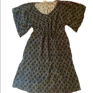 Gorgeous Liz Lange Maternity dress